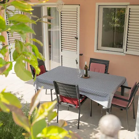 Apartment Casa Rossa 14 - Zf Hvar *