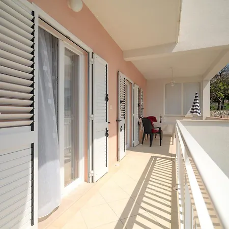 Casa Rossa 14 - Zf Hvar Apartment