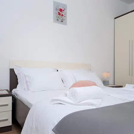 Apartment Casa Rossa 14 - Zf Hvar