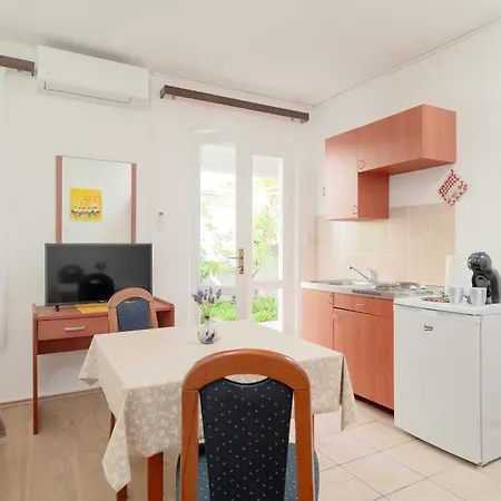 Apartment Casa Rossa 14 - Zf Hvar *