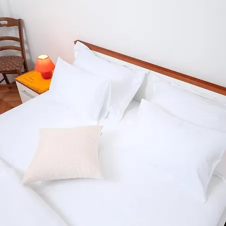 Casa Rossa 14 - Zf Hvar Apartment