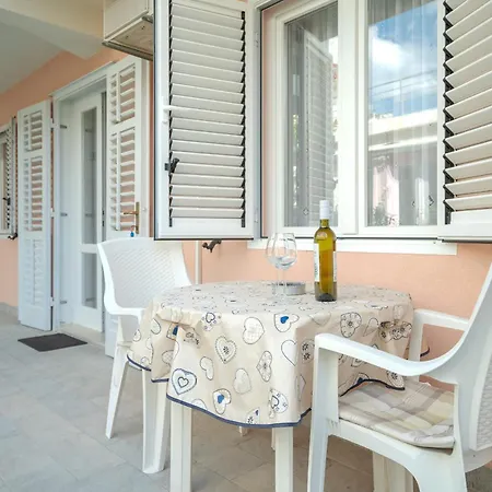 Casa Rossa 14 - Zf Hvar Apartment