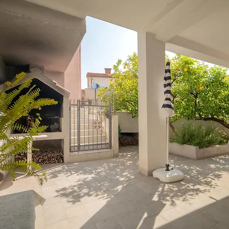 Casa Rossa 14 - Zf Hvar
