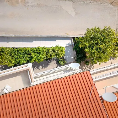 Casa Rossa 14 - Zf Hvar Apartment *
