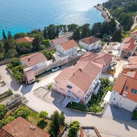 Casa Rossa 14 - Zf Hvar Apartment *